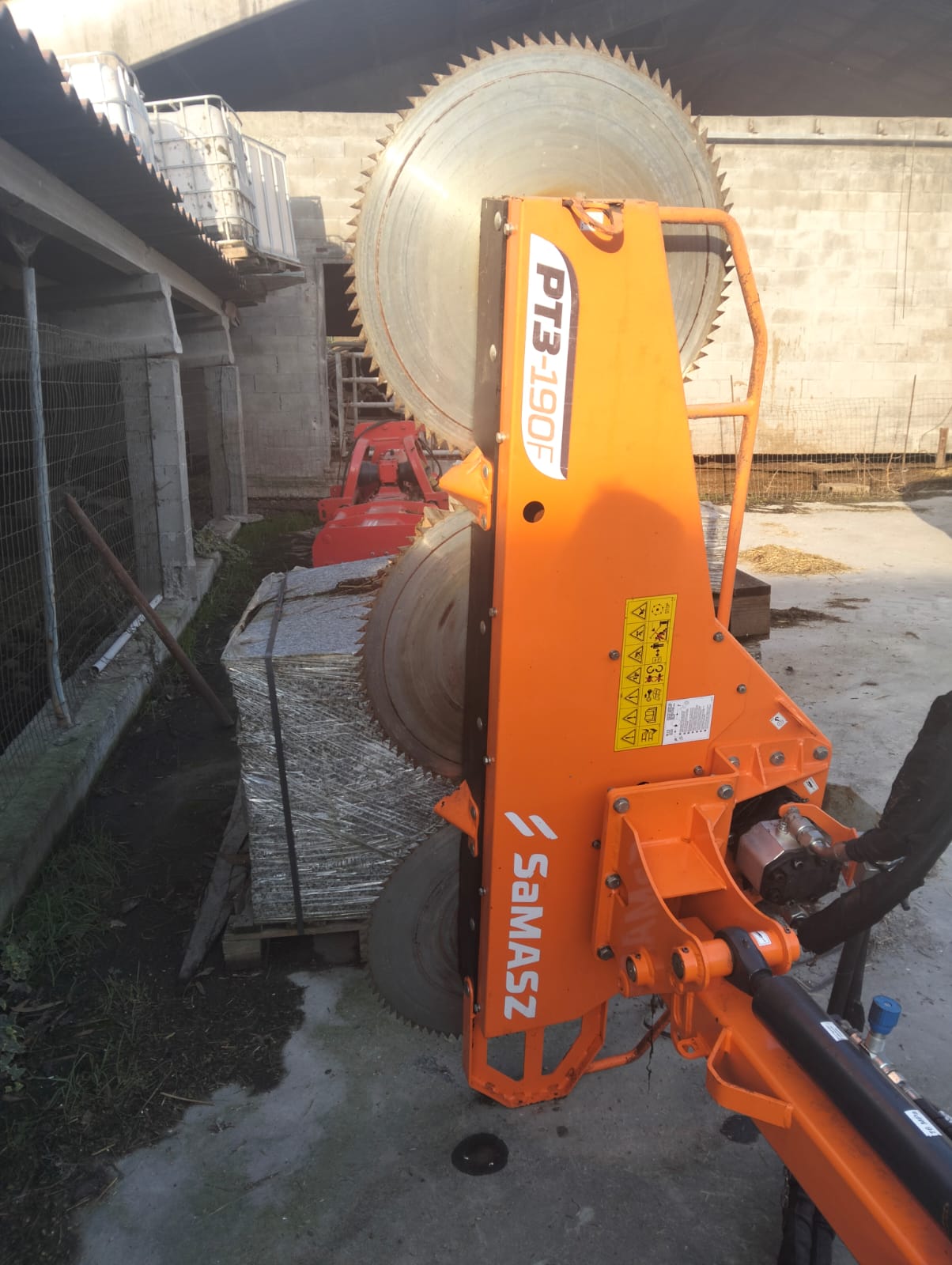 Imagen de WhatsApp 2025-02-20 a las 13.29.19_ac2a5dc1 maquinaria agrícola